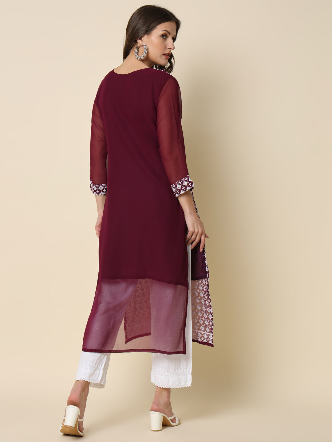 Women Chikan/ Chikankari Embroidery Georgette Straight Kurta - FitVibe Fashion