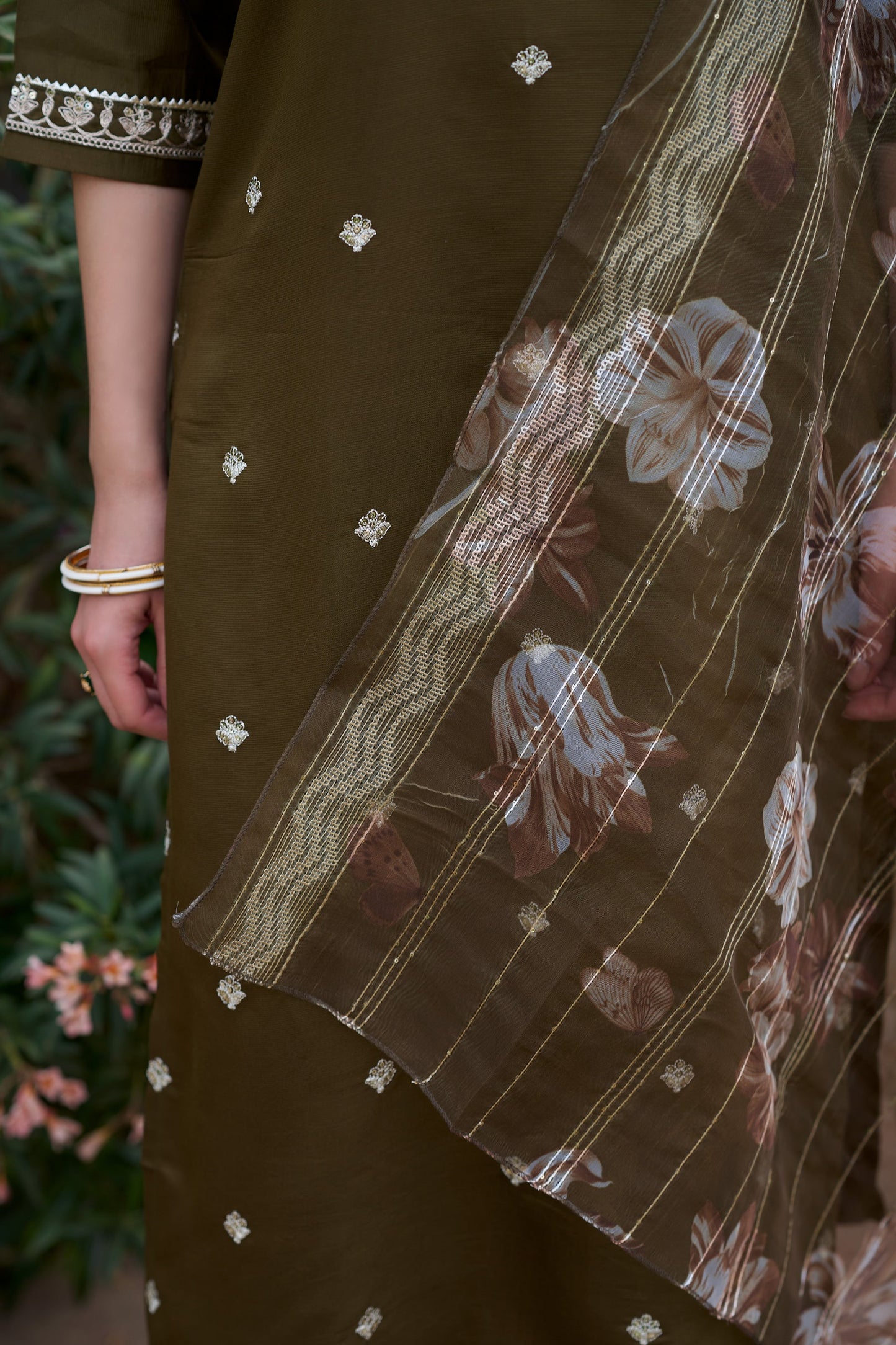 Pavitra Women Kurta and Pant Sets Viscose Rayon Fabric - FitVibe Fashion