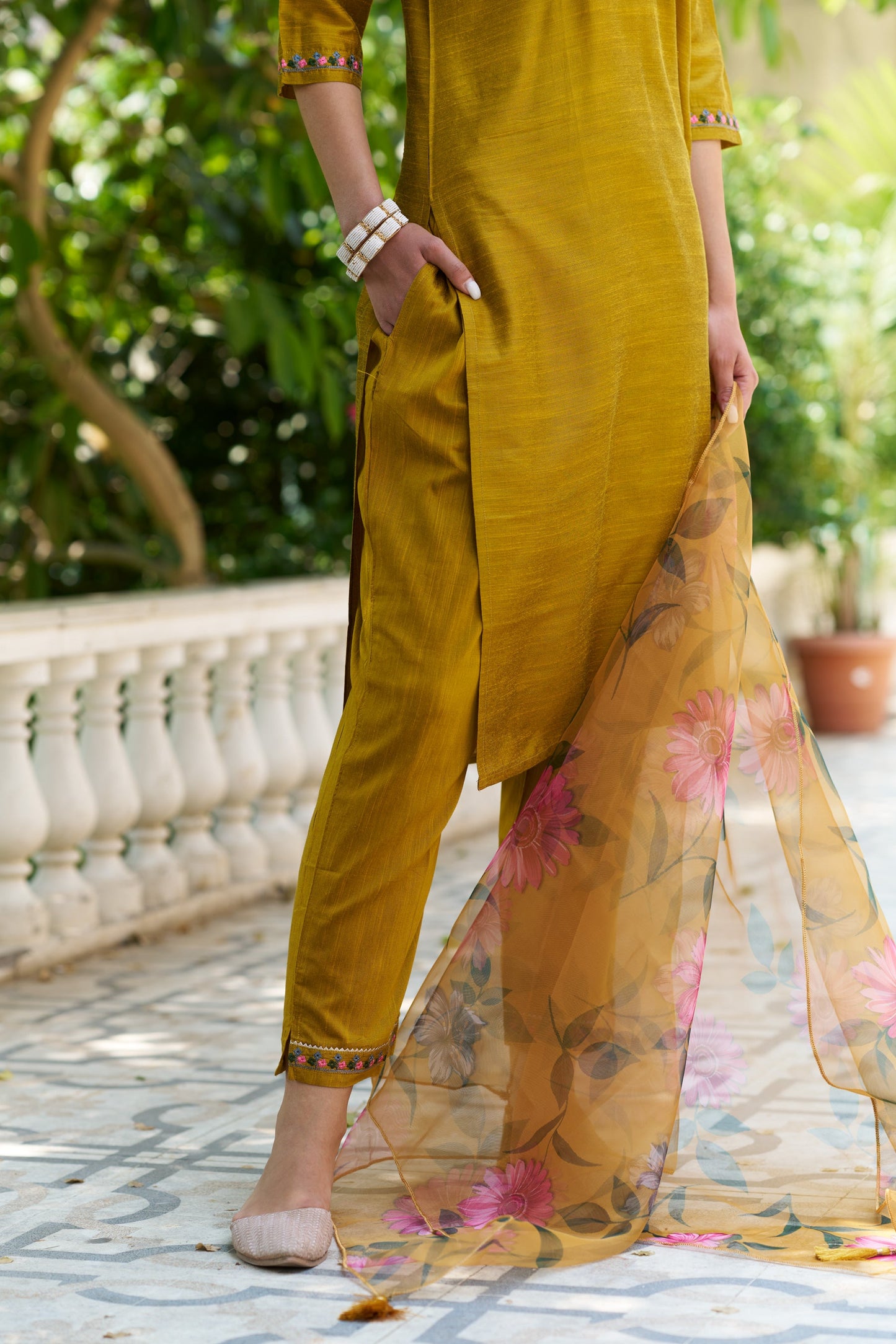 Astitva Women Kurta and Pant Sets Cotton Silk Fabric - FitVibe Fashion