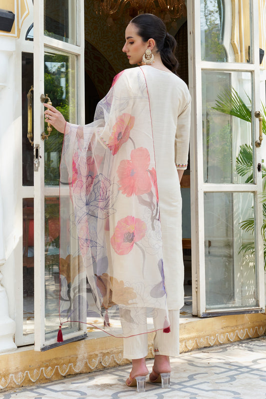 Pratha Women Kurta and Pant Sets Cotton Silk Fabric - FitVibe Fashion