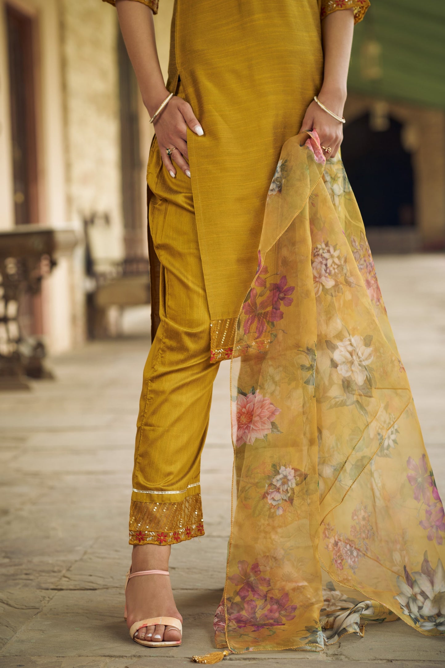 Swarnika Women Kurta and Pant Sets Cotton Silk Fabric - FitVibe Fashion