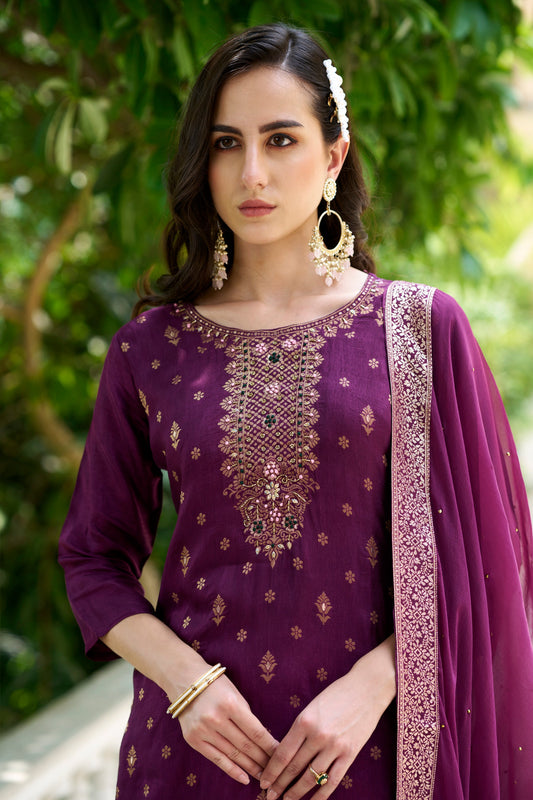 Utsav Women Kurta and Pant Sets Dupatta Viscose Rayon Silk Blend with Handwork - FitVibe Fashion