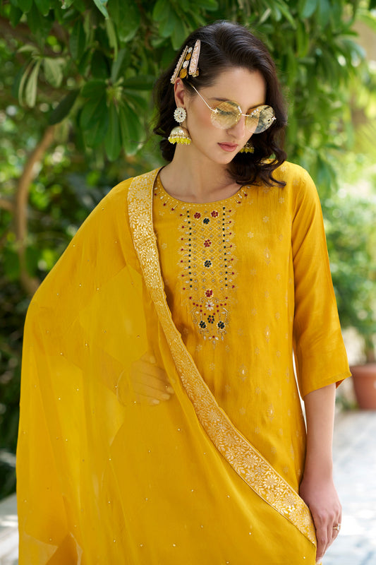 Vivah Women Kurta and Pant Sets Dupatta Viscose Rayon Silk Blend with Handwork - FitVibe Fashion