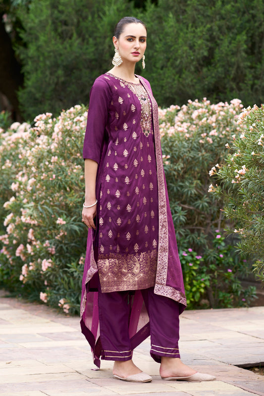 Radha Women Kurta and Pant Sets Dupatta Viscose Rayon Silk Blend with Handwork - FitVibe Fashion