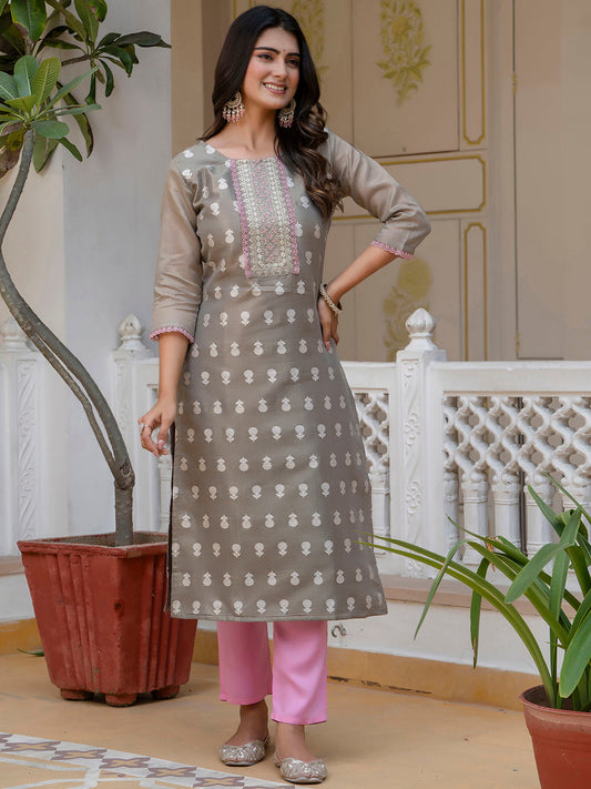 Women Embroidered Silk Blend Straight Kurta - FitVibe Fashion