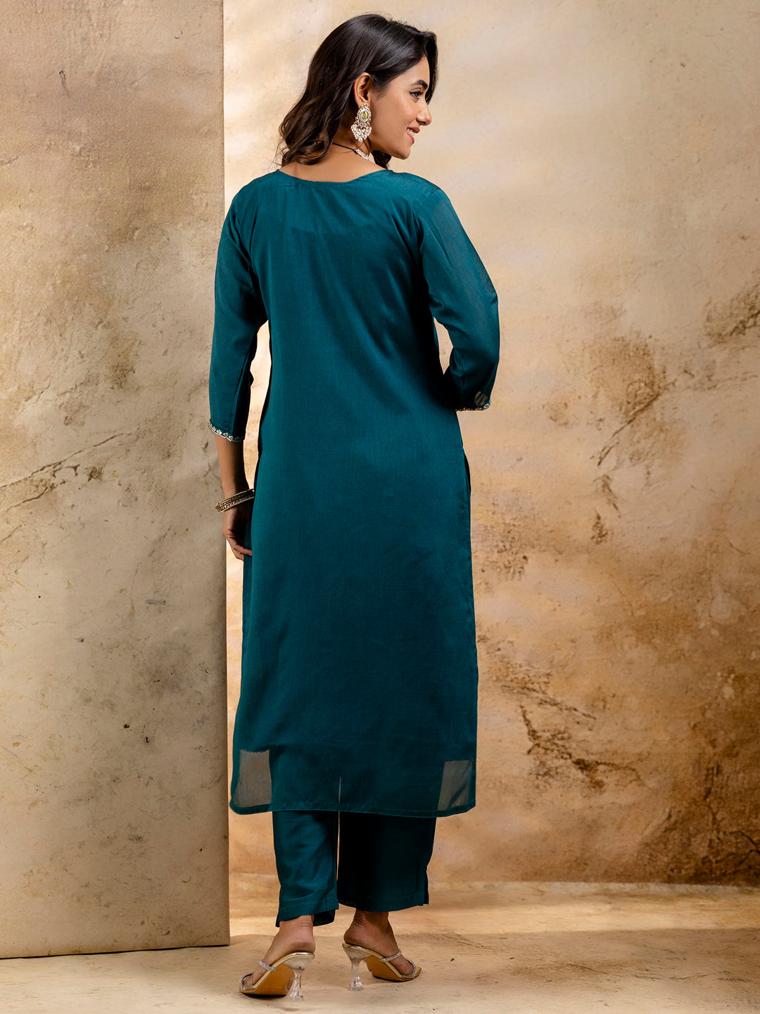 Women's Embroidered Silk Blend Kurta Pant Sets With Dupatta - FitVibe Fashion