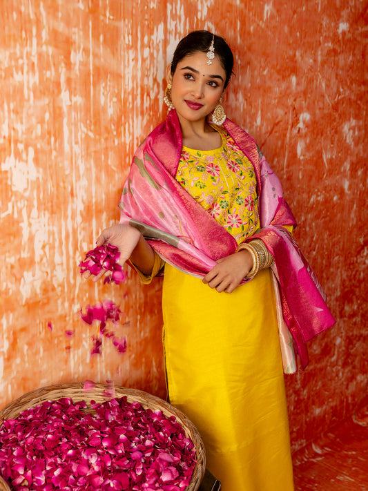 Women Silk Blend Kurta Pant Dupatta Set - FitVibe Fashion