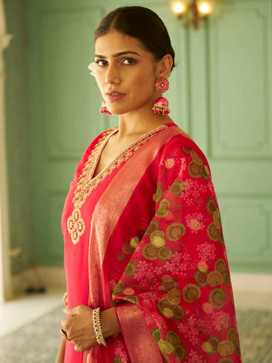 Aarohi Beads Embroidered Pink Women Kurta Sets With Dupatta Straight Suits