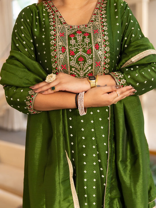 Vinita Silk Blend Anarkali Kurta Set Elegant Readymade Embroidered Fancy Neck Three Quarter Sleeves With Pant Dupatta Set - FitVibe Fashion