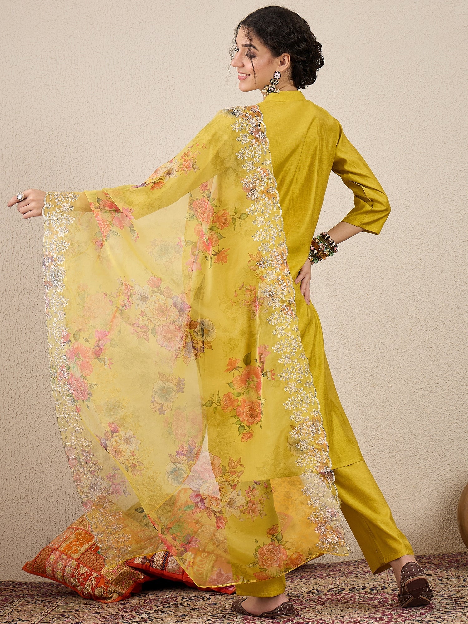 Suhani Yellow Silk Blend Women Ethnic Suit Sets - FitVibe Fashion