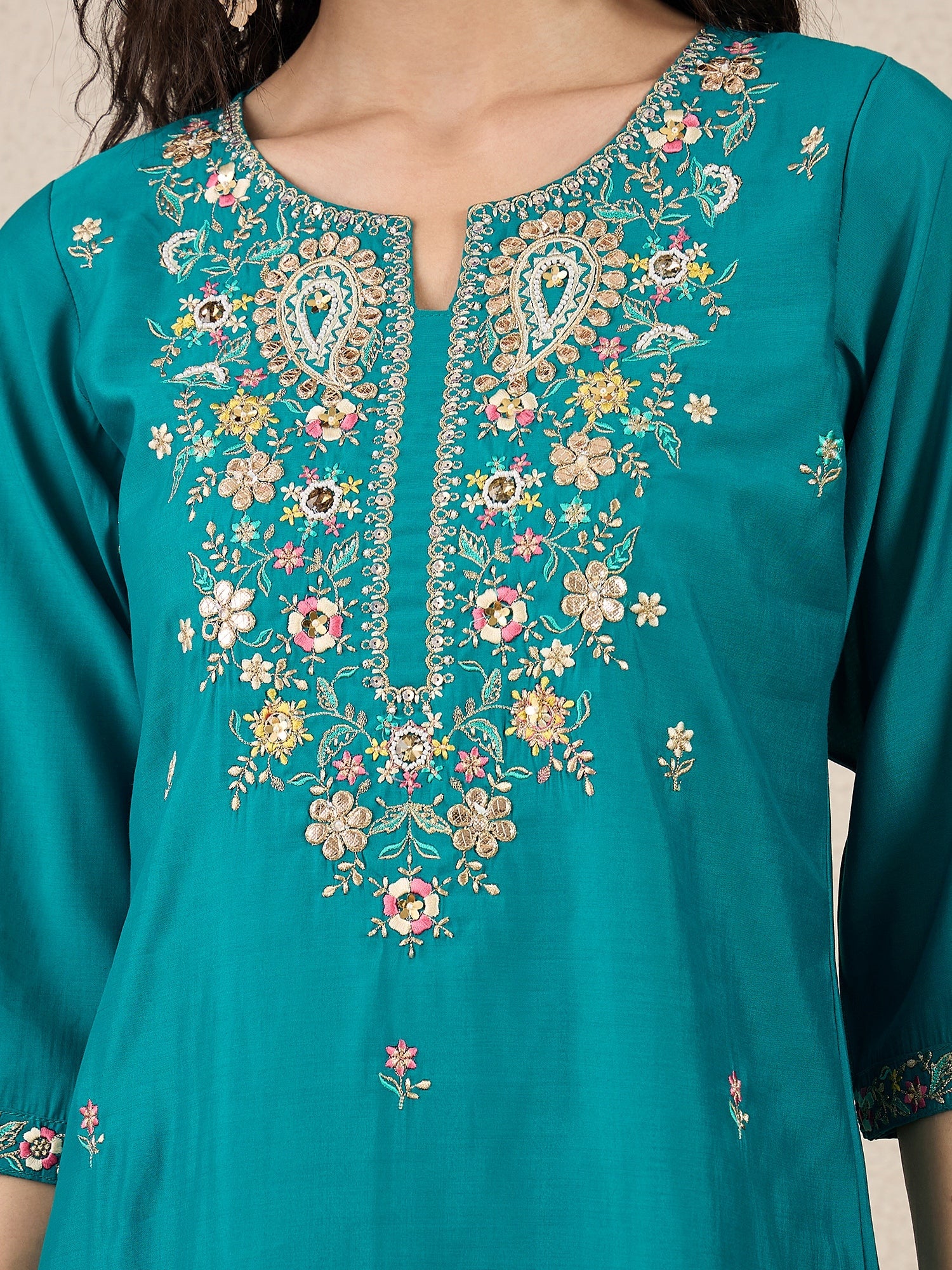 Nazakat Rama Kurta and Pant Dupatta Set - FitVibe Fashion