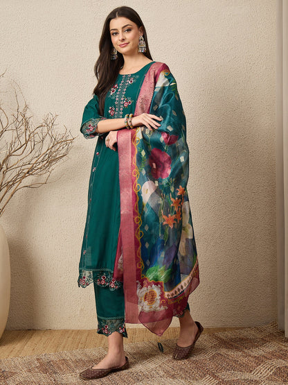 Raangya Green Women Silk Blend Kurta and Trousers Pant Set - FitVibe Fashion