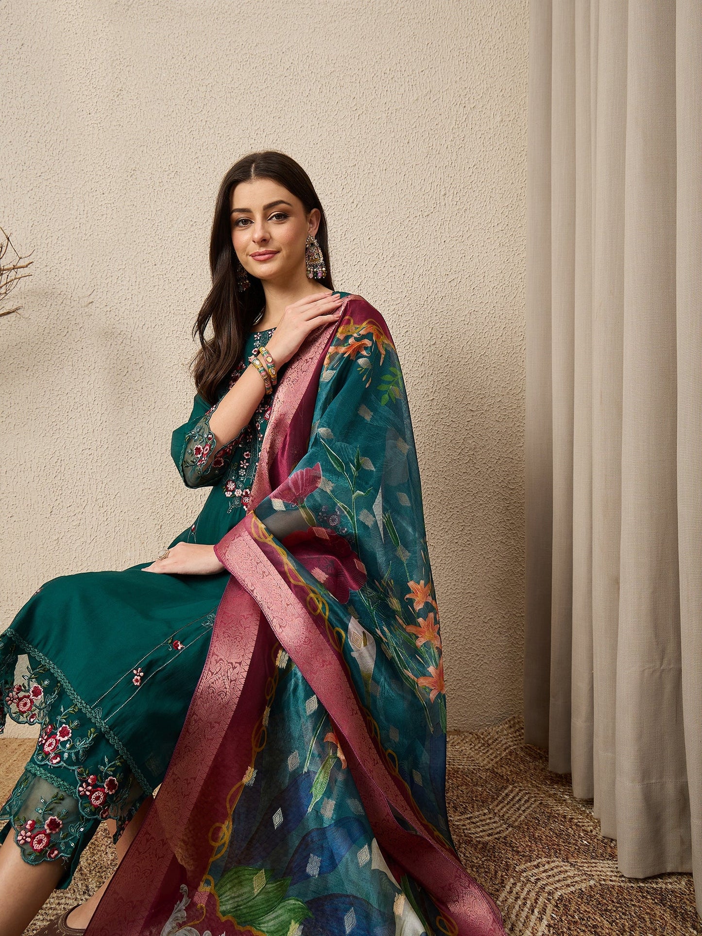 Raangya Green Women Silk Blend Kurta and Trousers Pant Set - FitVibe Fashion