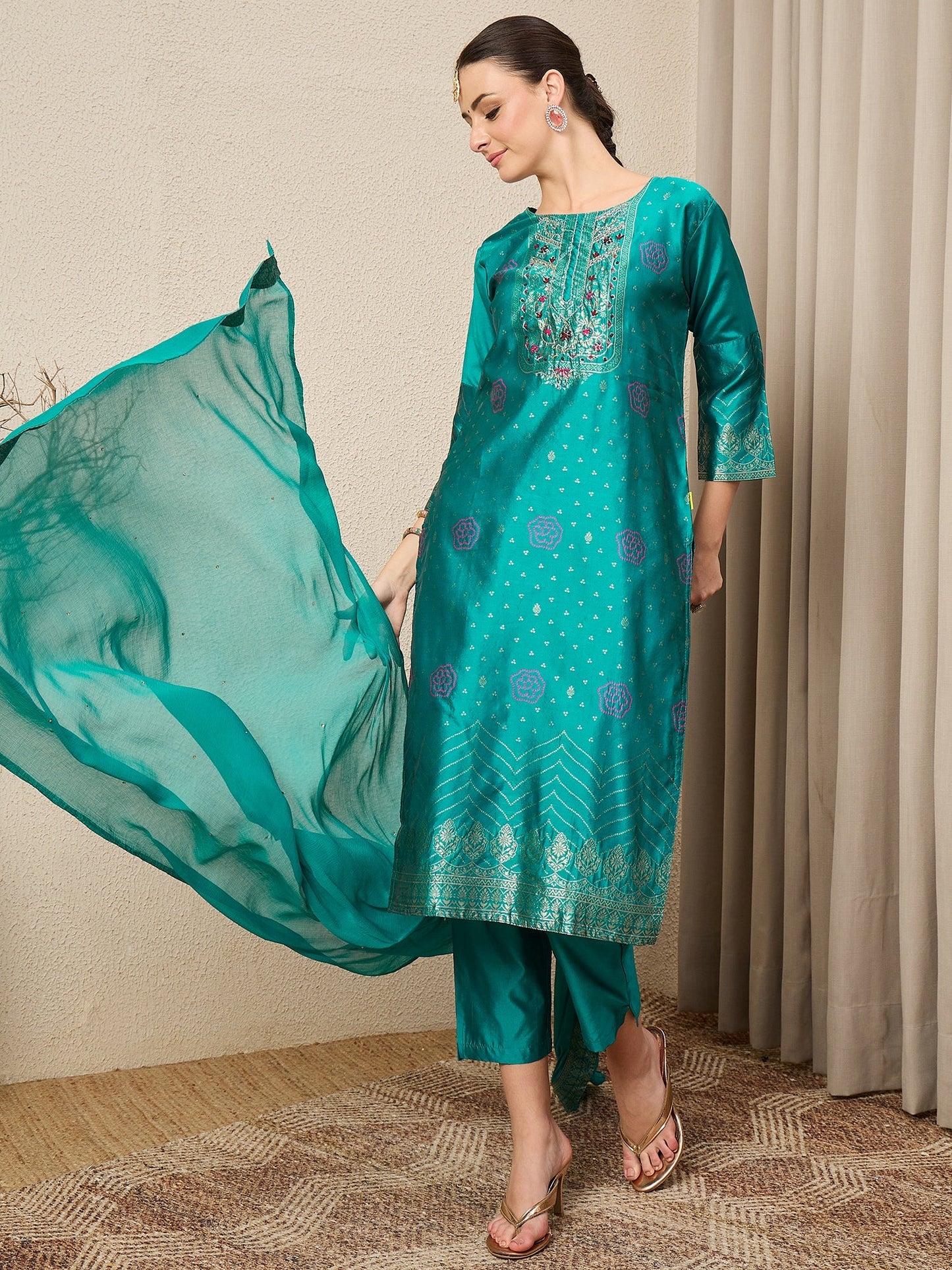 JashnVibe Rama Women Cotton Silk Blend Straight Suit Set with Handwork - FitVibe Fashion