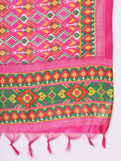 Meherbaan  Women Kurta and Trousers Pant Set Silk Blend - FitVibe Fashion