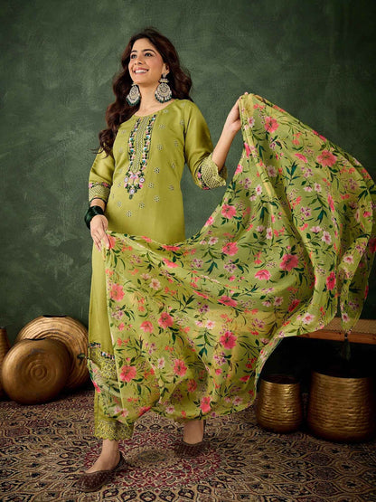 Aarika Women Kurta and Pant Sets Viscose Roman Silk Fabric