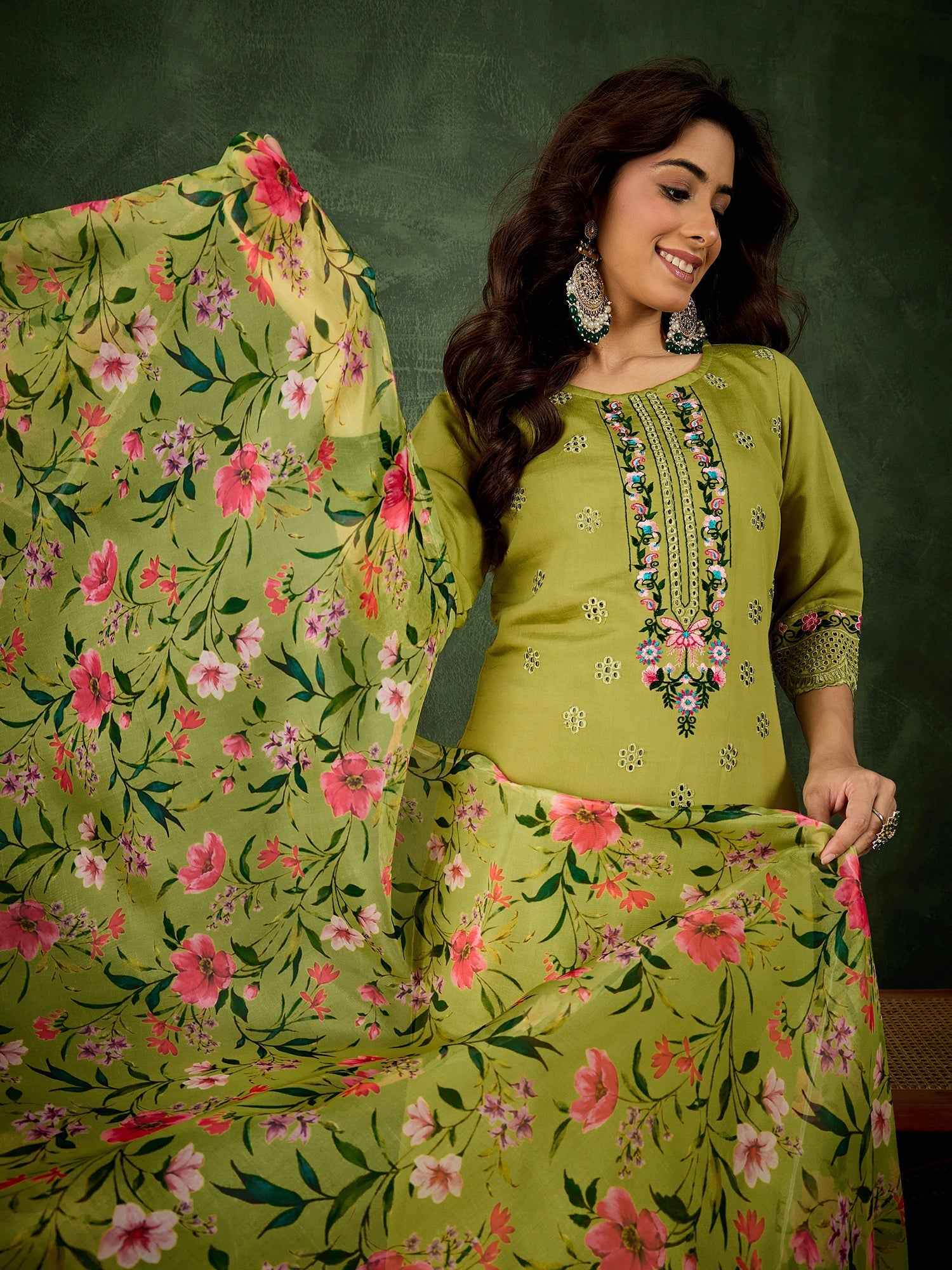 Aarika Women Kurta and Pant Sets Viscose Roman Silk Fabric