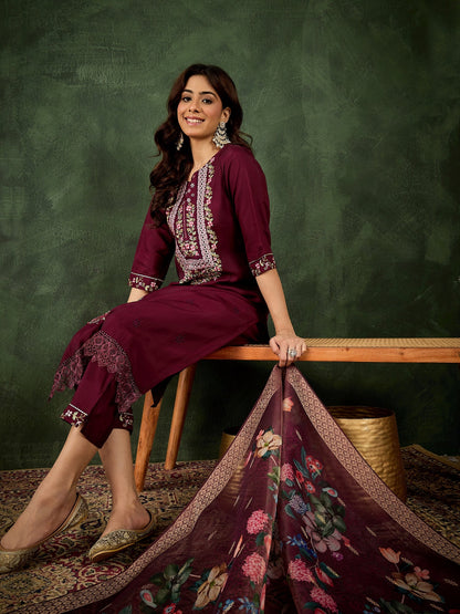 Varnam Women Silk Blend Kurta Pant Dupatta Set - FitVibe Fashion