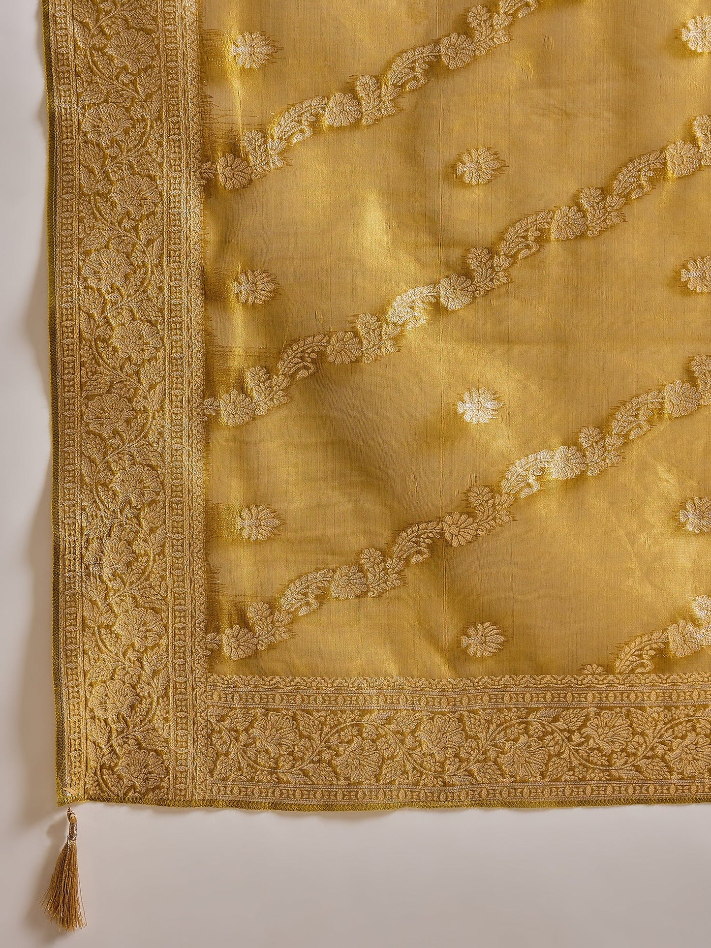 Zarika Women Kurta and Pant Dupatta Sets Viscose Rayon Fabrics with Embroidery Handwork - FitVibe Fashion