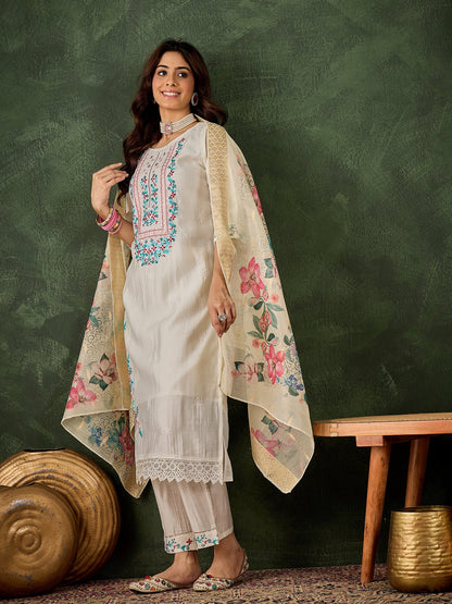 Varnam Women Silk Blend Kurta Pant Dupatta Set - FitVibe Fashion