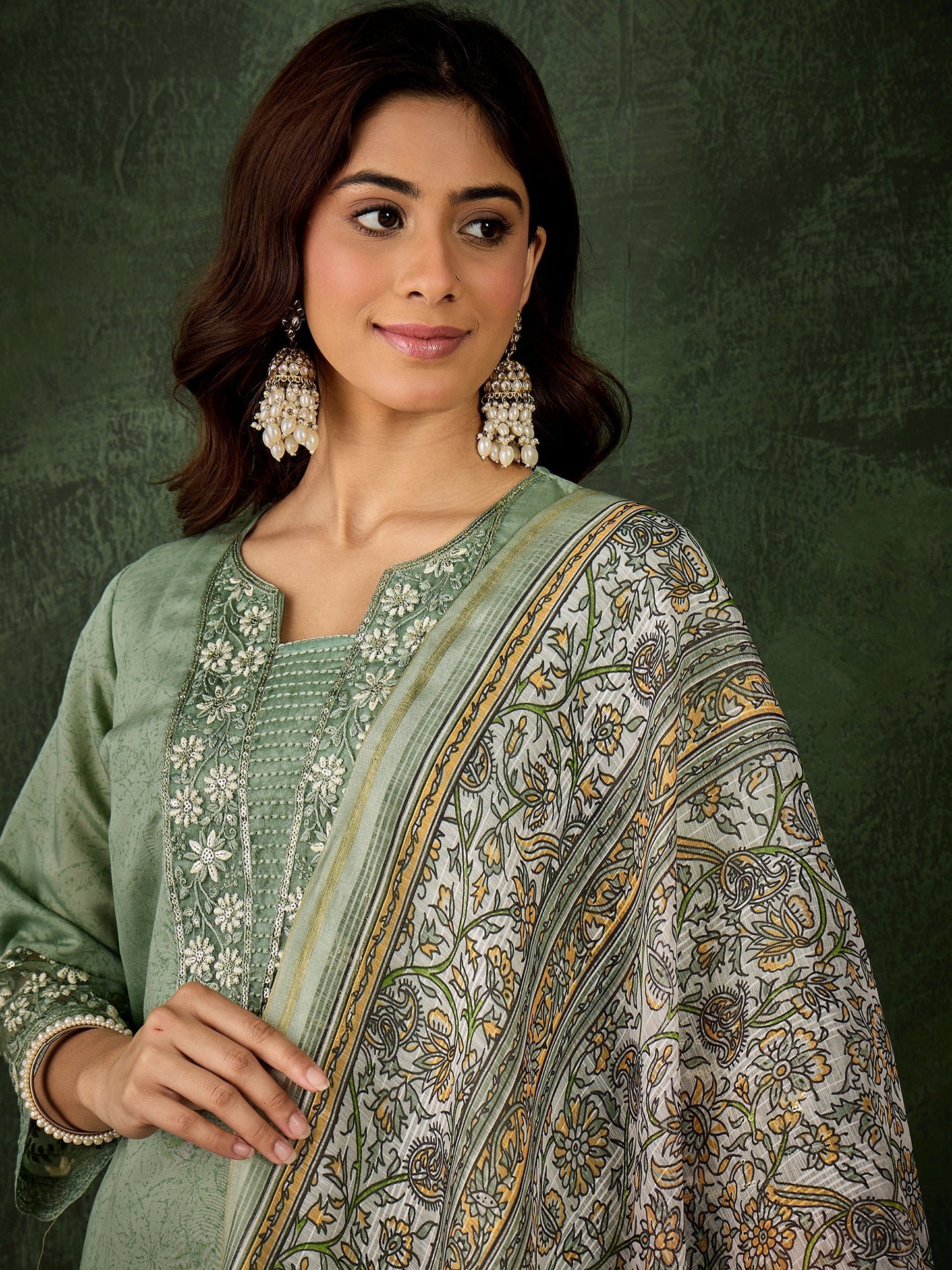 Malika Women Silk Blend Kurta Pant Dupatta Set - FitVibe Fashion