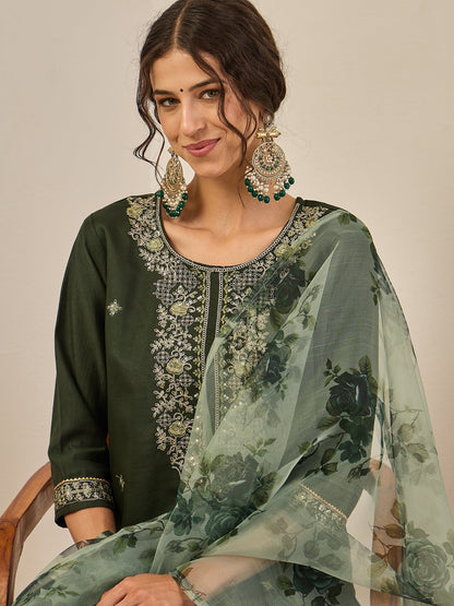 Tara Women’s Viscose Rayon Kurta Pant Set Embroidered Ethnic Wear with Organza Dupatta - FitVibe Fashion