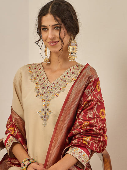 Varnika Women’s Silk Blend Kurta Pant Set with Banarasi Dupatta Embroidered Ethnic Wear for Elegant Look - FitVibe Fashion