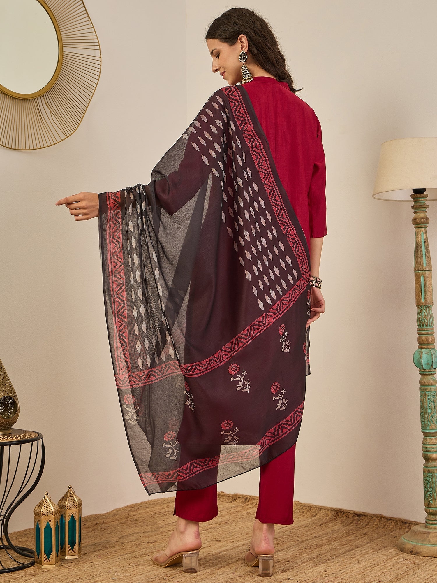 Swarnika Women's Embroidered Silk Blend Kurta Set with Dupatta – Stylish Ethnic Wear for Casual & Festive Occasions - FitVibe Fashion