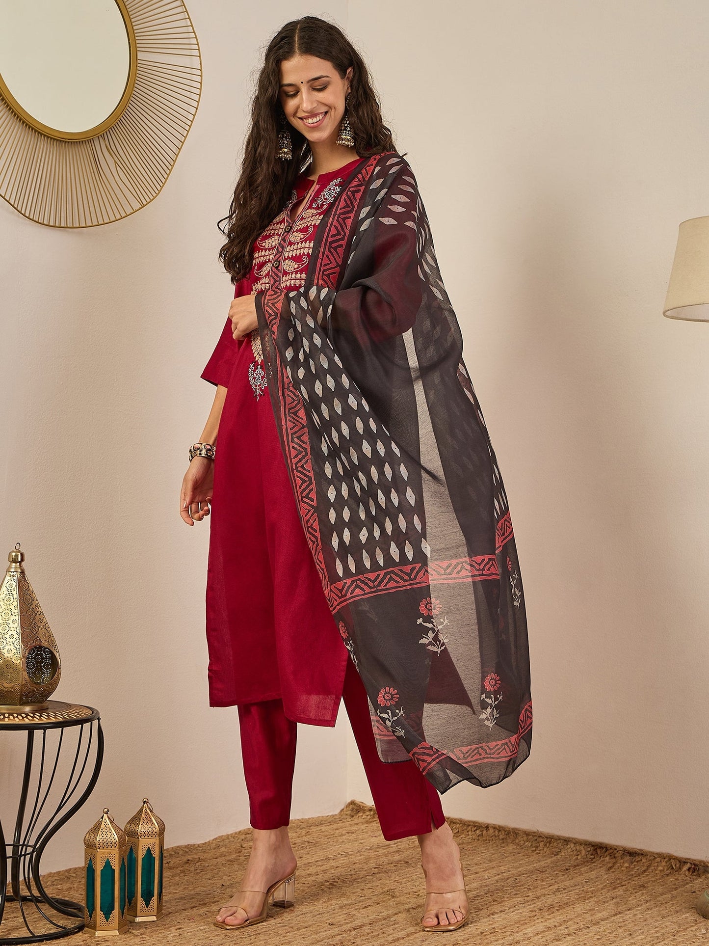 Swarnika Women's Embroidered Silk Blend Kurta Set with Dupatta – Stylish Ethnic Wear for Casual & Festive Occasions - FitVibe Fashion