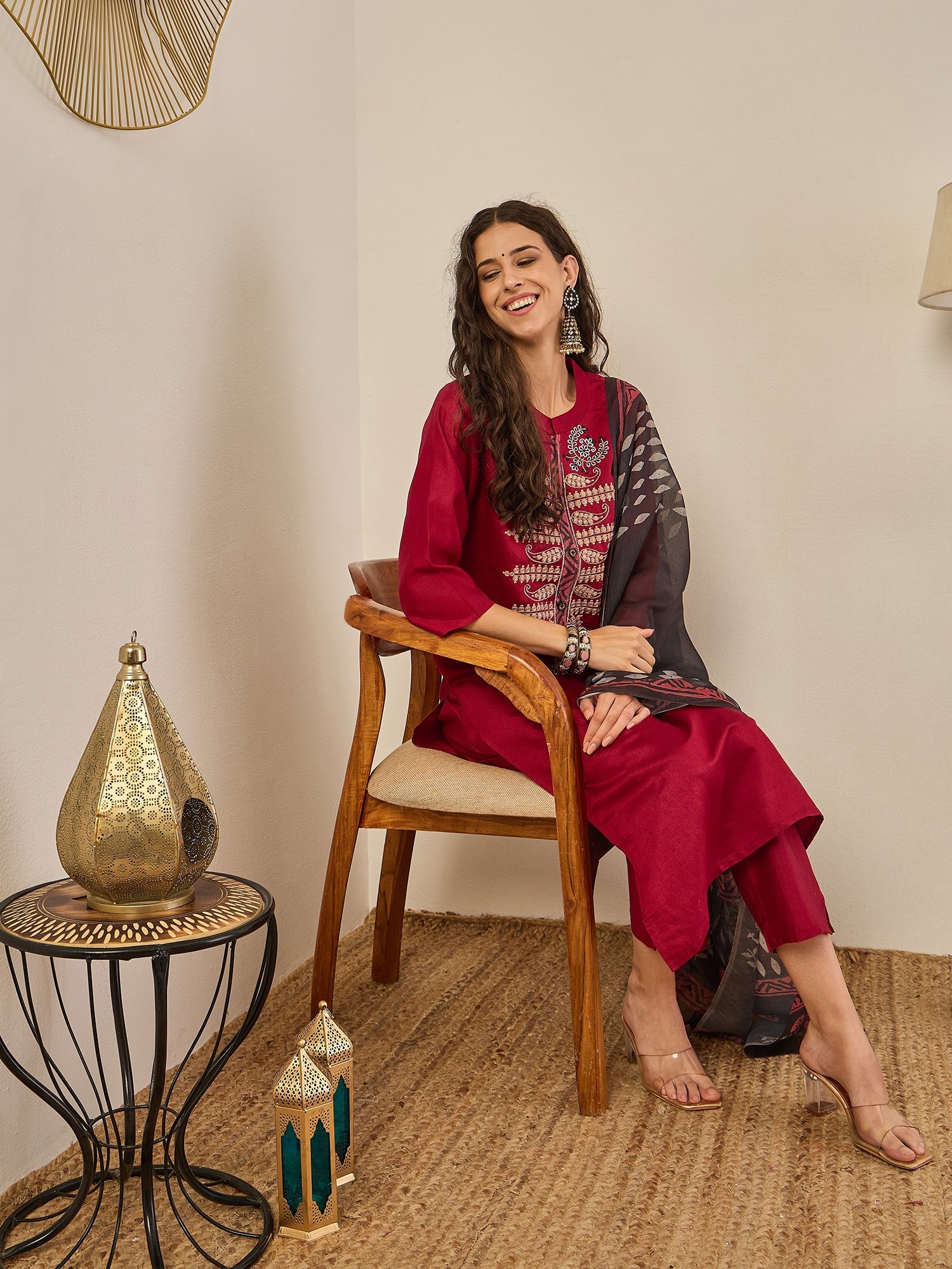 Swarnika Women's Embroidered Silk Blend Kurta Set with Dupatta – Stylish Ethnic Wear for Casual & Festive Occasions - FitVibe Fashion