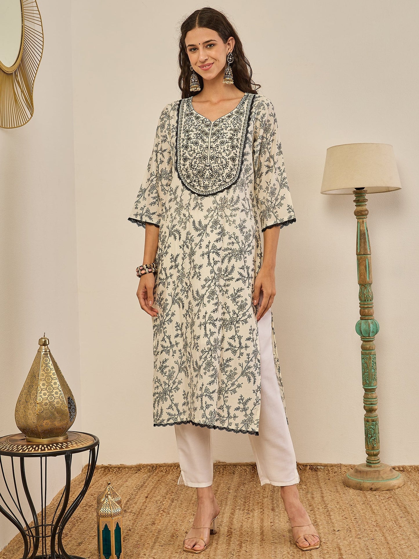 Keerthy Cream Embroidered Straight Printed Kurta Pant Set with Organza Dupatta - FitVibe Fashion