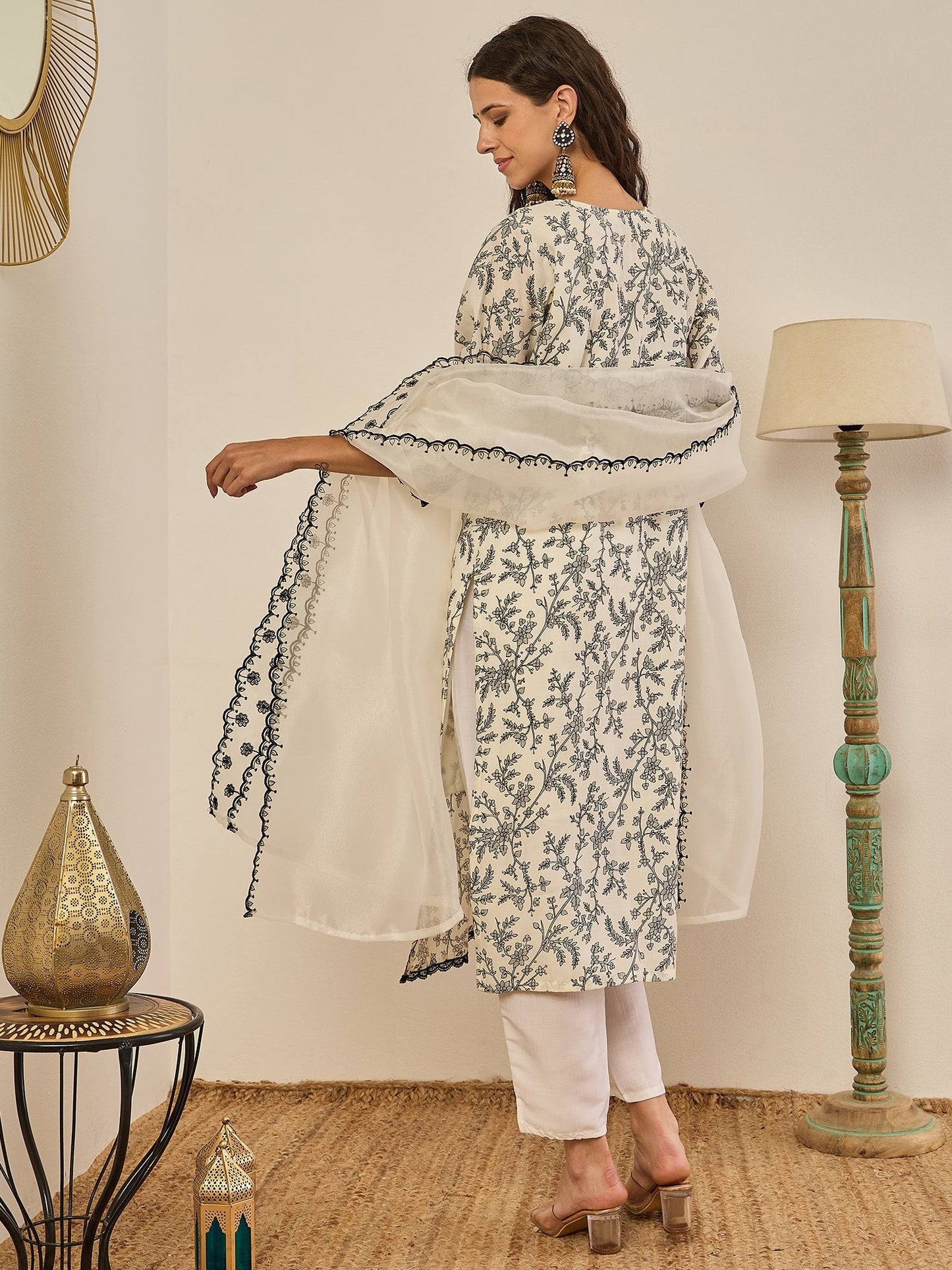 Keerthy Cream Embroidered Straight Printed Kurta Pant Set with Organza Dupatta - FitVibe Fashion
