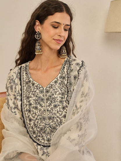 Keerthy Cream Embroidered Straight Printed Kurta Pant Set with Organza Dupatta - FitVibe Fashion