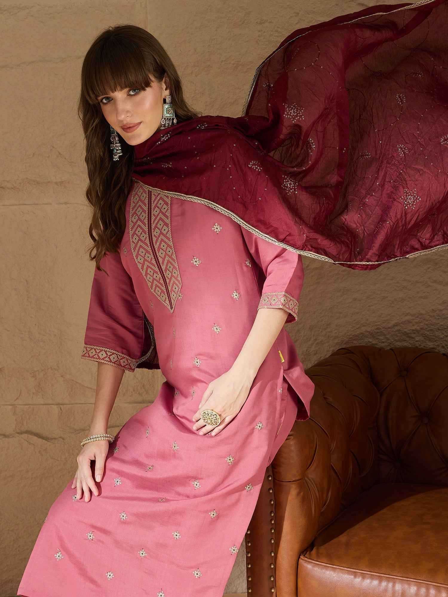Aarohi peach Women Kurta and Pant Sets Silk Blend Fabric