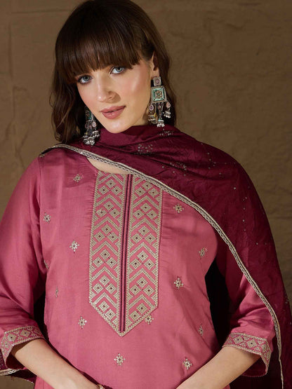 Aarohi peach Women Kurta and Pant Sets Silk Blend Fabric