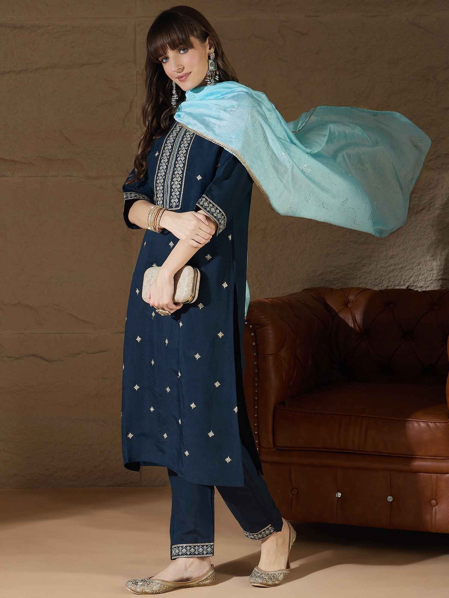 Aarohi teal Women Kurta and Pant Sets Silk Blend Fabric