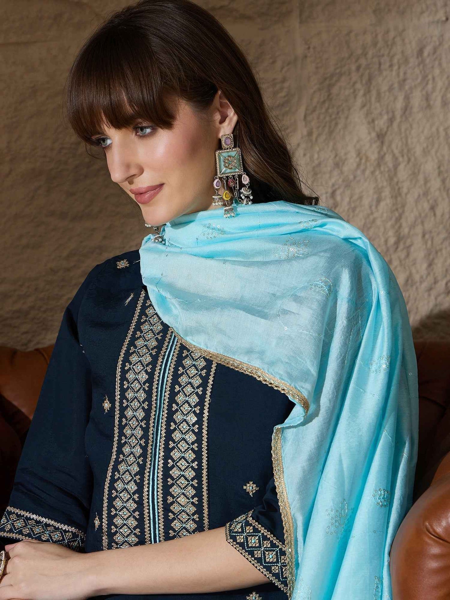 Aarohi teal Women Kurta and Pant Sets Silk Blend Fabric