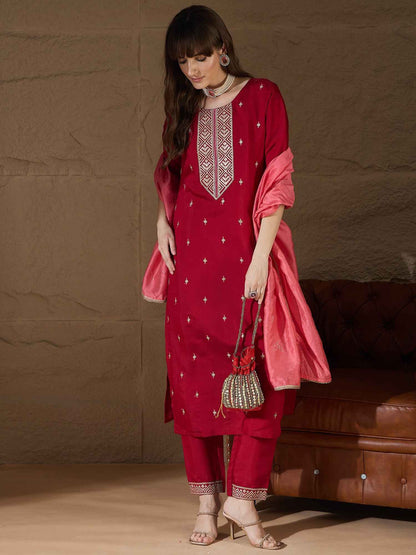 Aarohi red Women Kurta and Pant Sets Silk Blend Fabric
