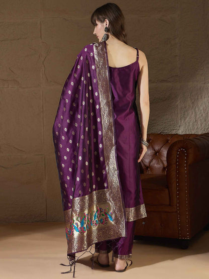 Aangan Ethnic Kurta with Trousers & Dupatta Set