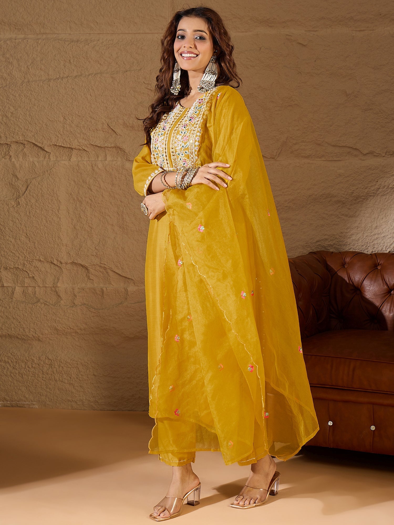 Dhanvi Silk Blend Dori Embroidered Kurta Set - FitVibe Fashion