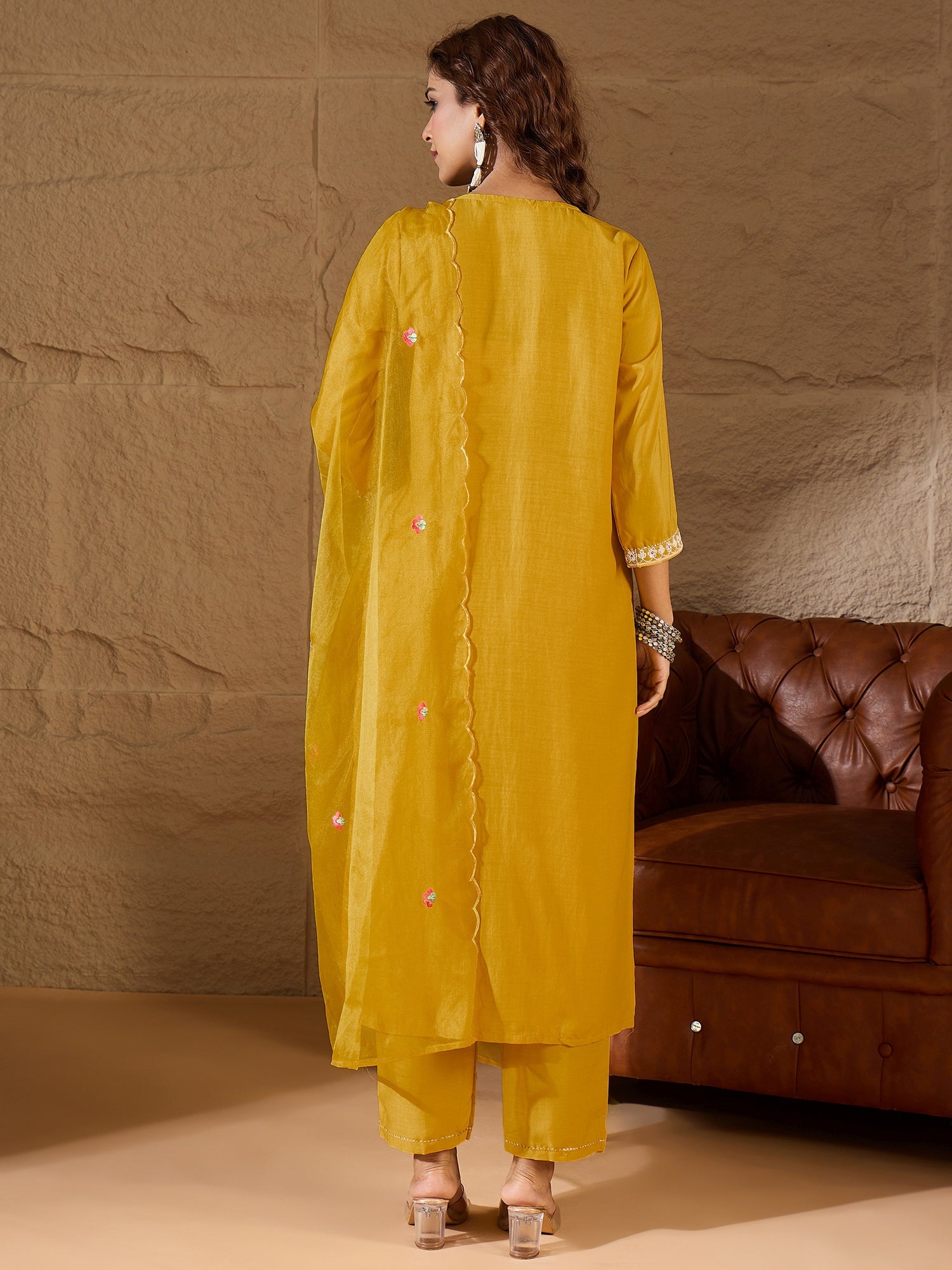 Dhanvi Silk Blend Dori Embroidered Kurta Set - FitVibe Fashion