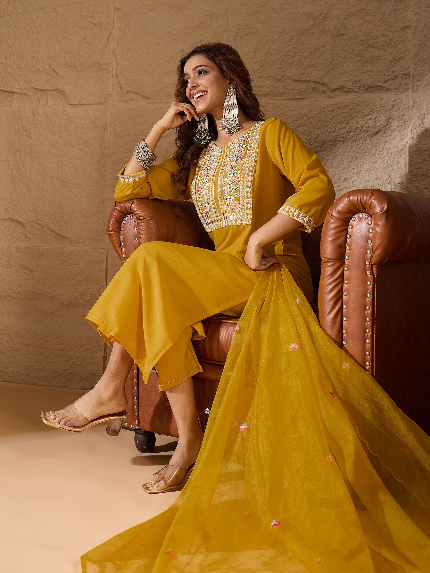Dhanvi Silk Blend Dori Embroidered Kurta Set - FitVibe Fashion