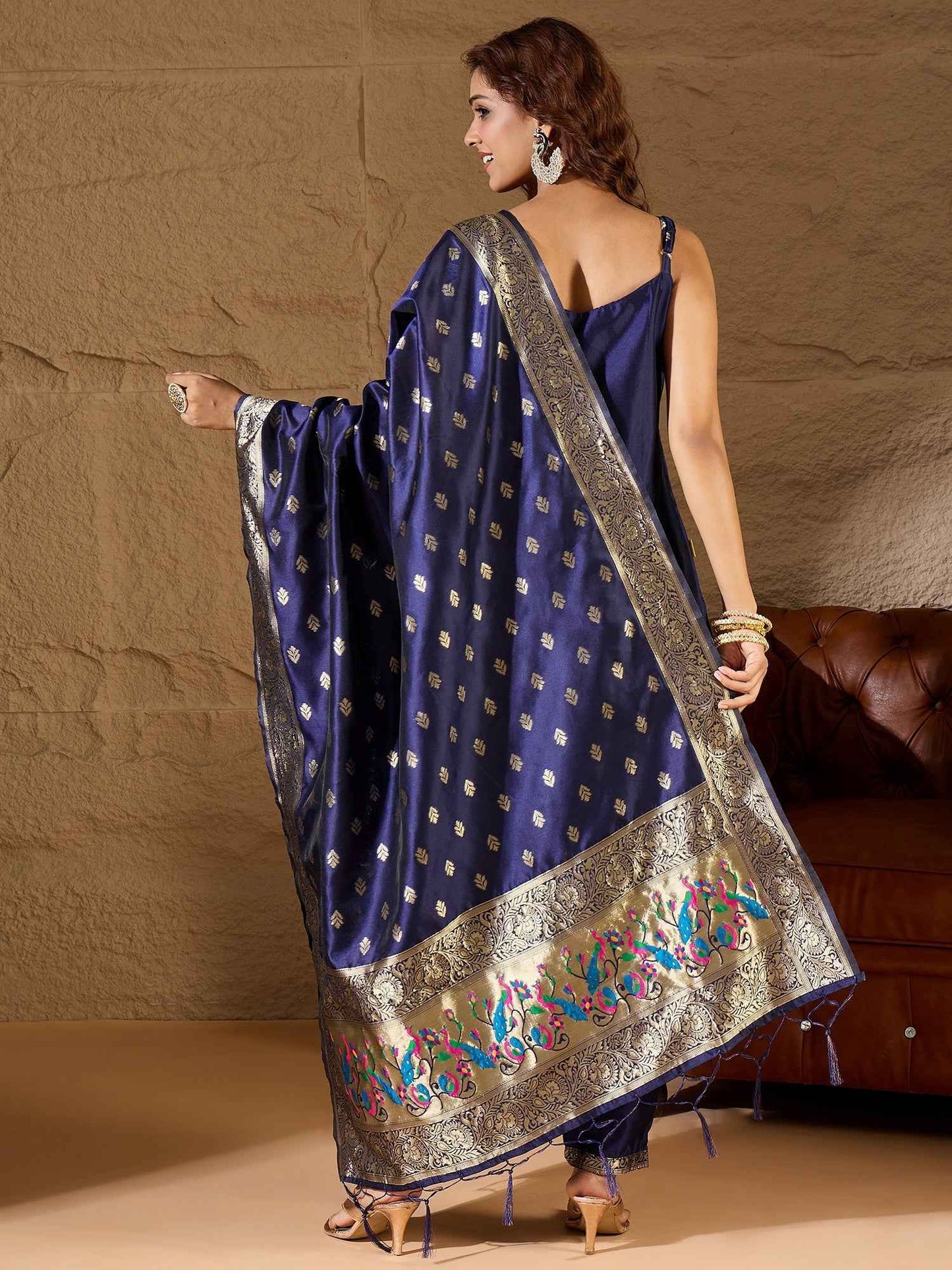 Aangan Ethnic Kurta with Trousers & Dupatta Set