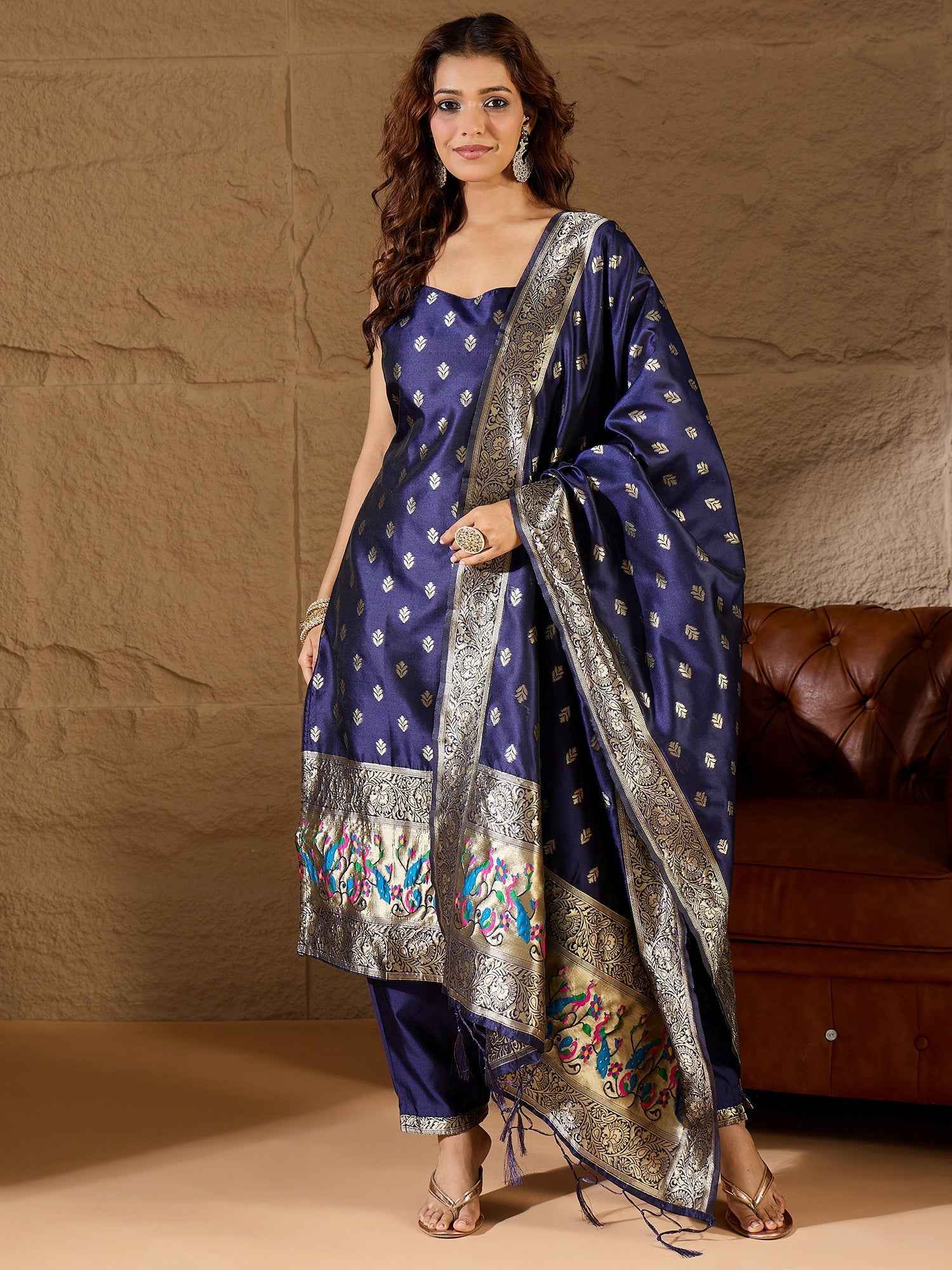 Aangan Ethnic Kurta with Trousers & Dupatta Set
