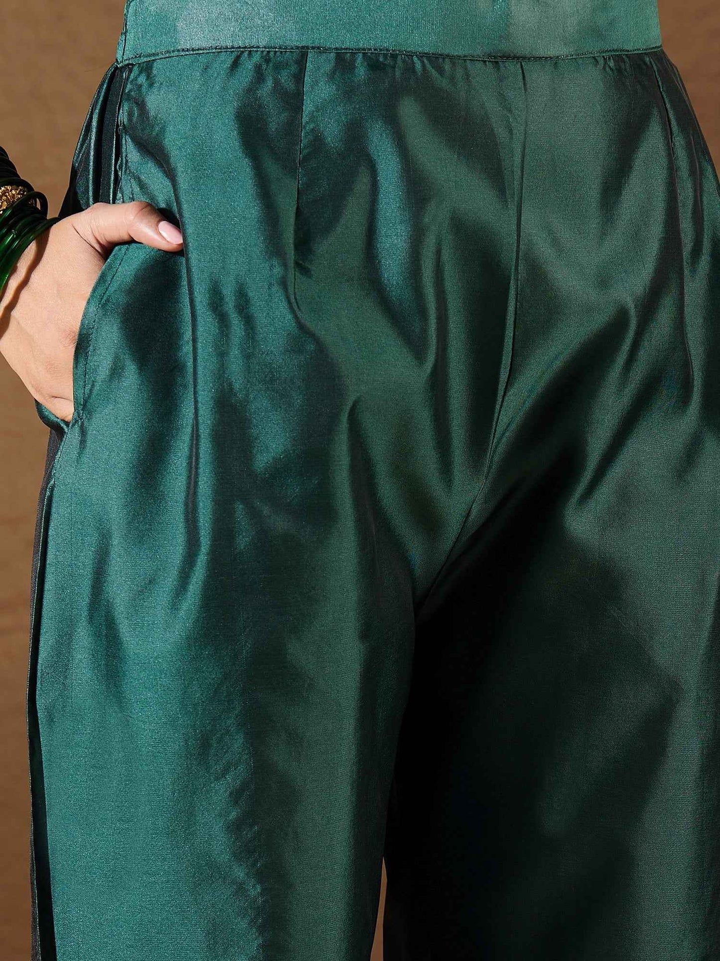 Aangan Ethnic Kurta with Trousers & Dupatta Set