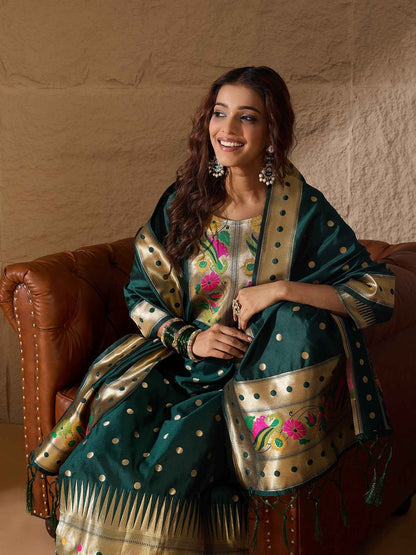 Aanira Green Cotton Silk Jacquard Kurta Pant With Banarasi Silk dupatta