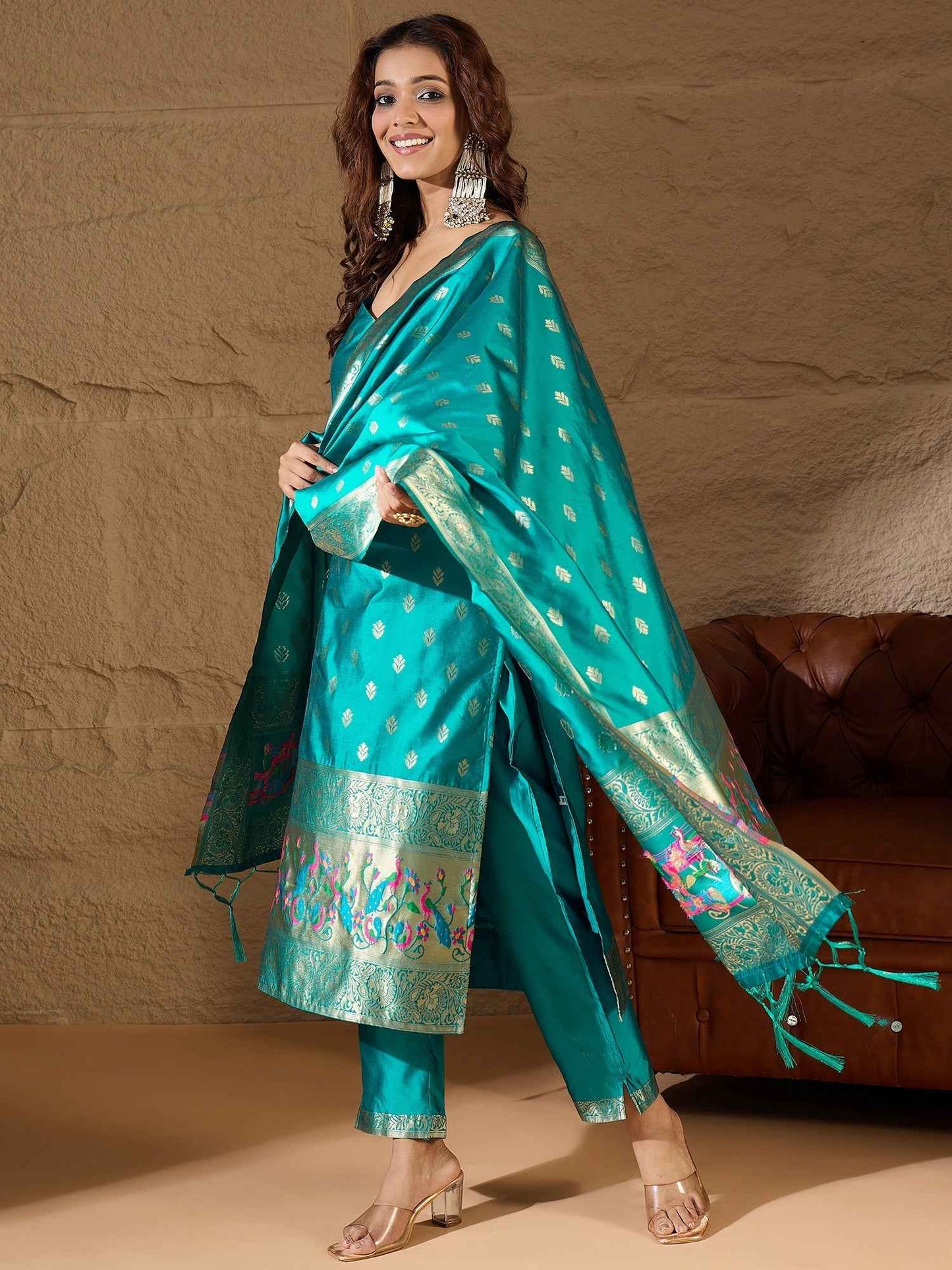 Aangan Ethnic Kurta with Trousers & Dupatta Set