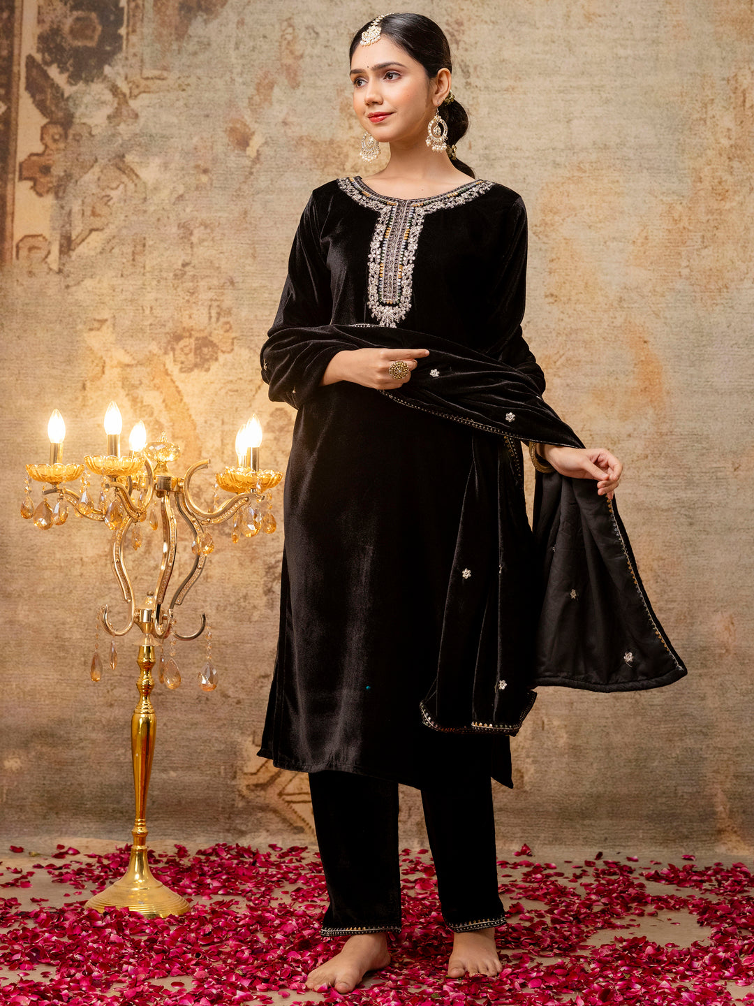 Women Velvet Kurta Pant Dupatta Set - FitVibe Fashion