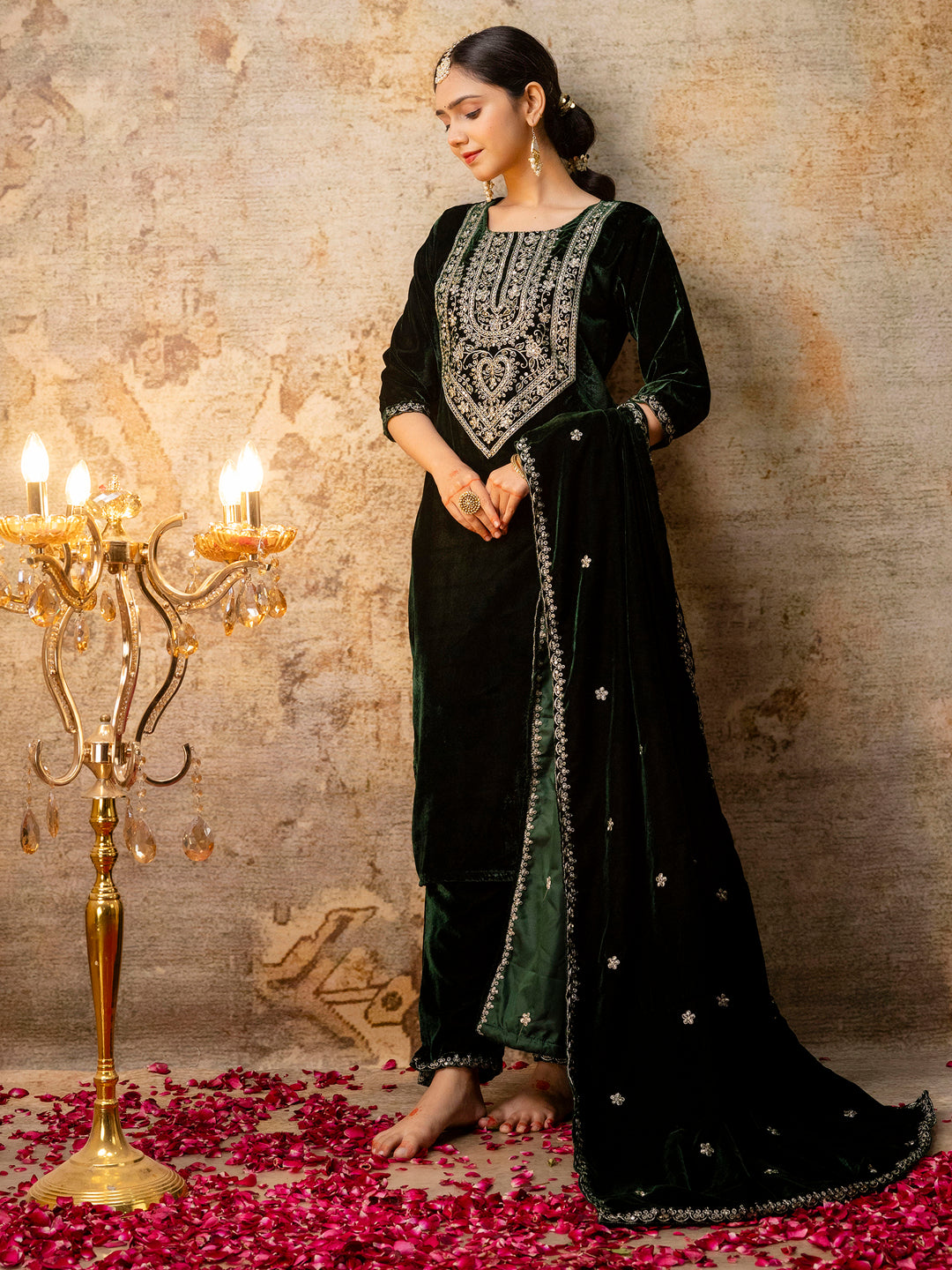 Women Velvet Kurta Pant Dupatta Set - FitVibe Fashion