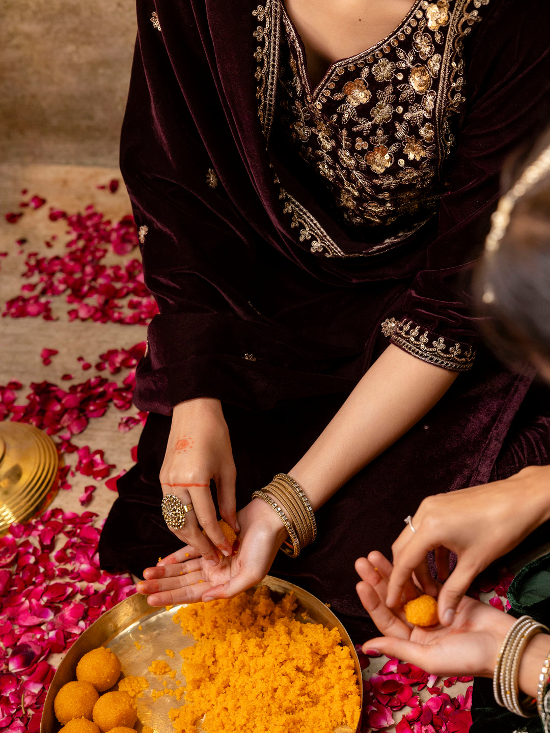 Women Velvet Kurta Pant Dupatta Set - FitVibe Fashion